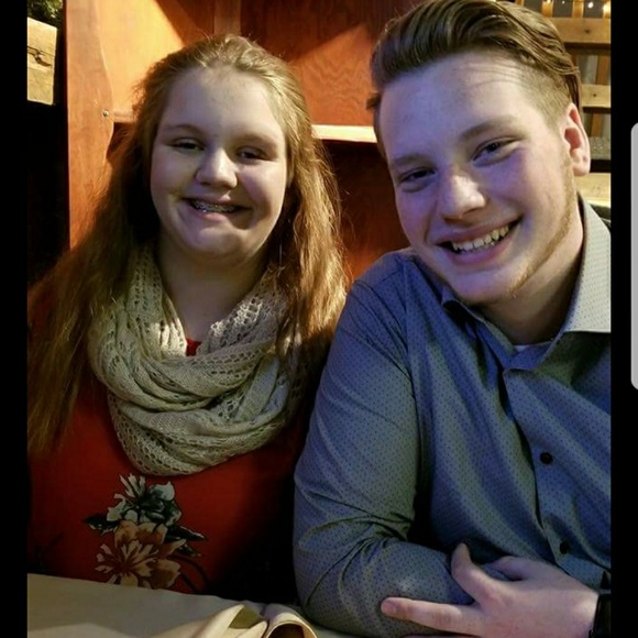 Meet your Posher, Ann - Picture 3 of 5